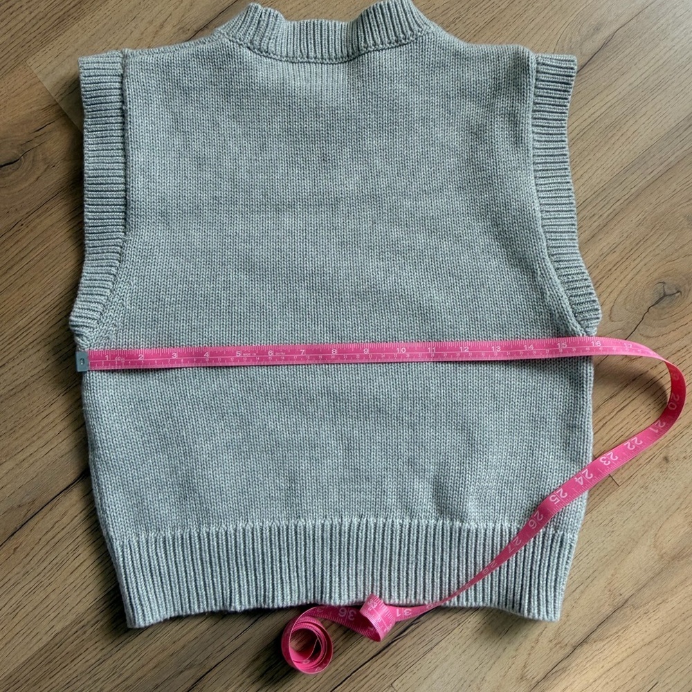 Aritzia Wilfred Light Gray Knit Top - Picture 5 of 5